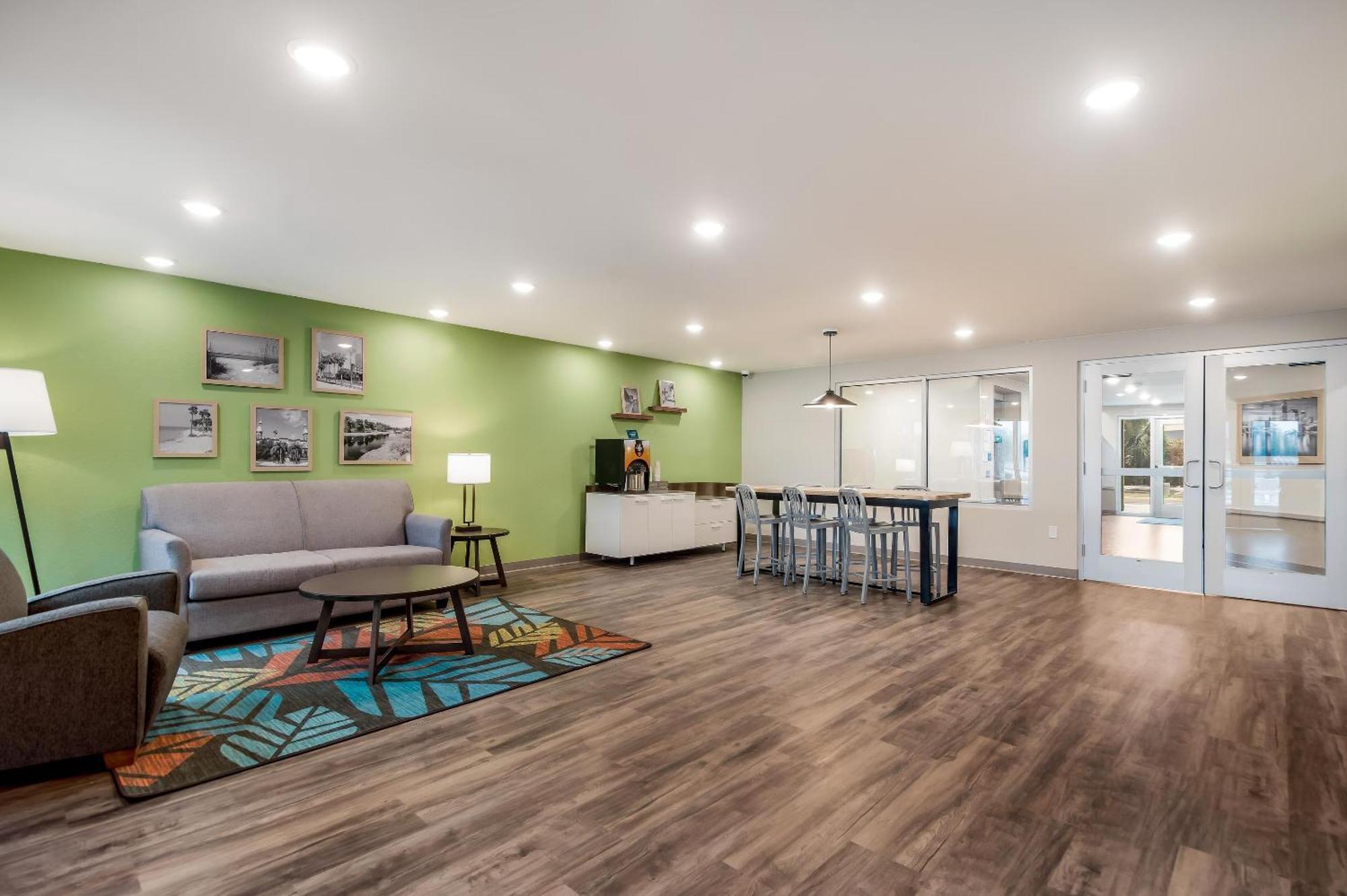 Woodspring Suites Tampa Airport North Veterans Expressway Екстер'єр фото